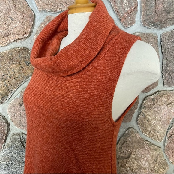 🍊Papillon burnt orange sleeveless tunic top or mini dress. - Picture 3 of 6